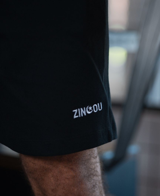 Short ZINCOU